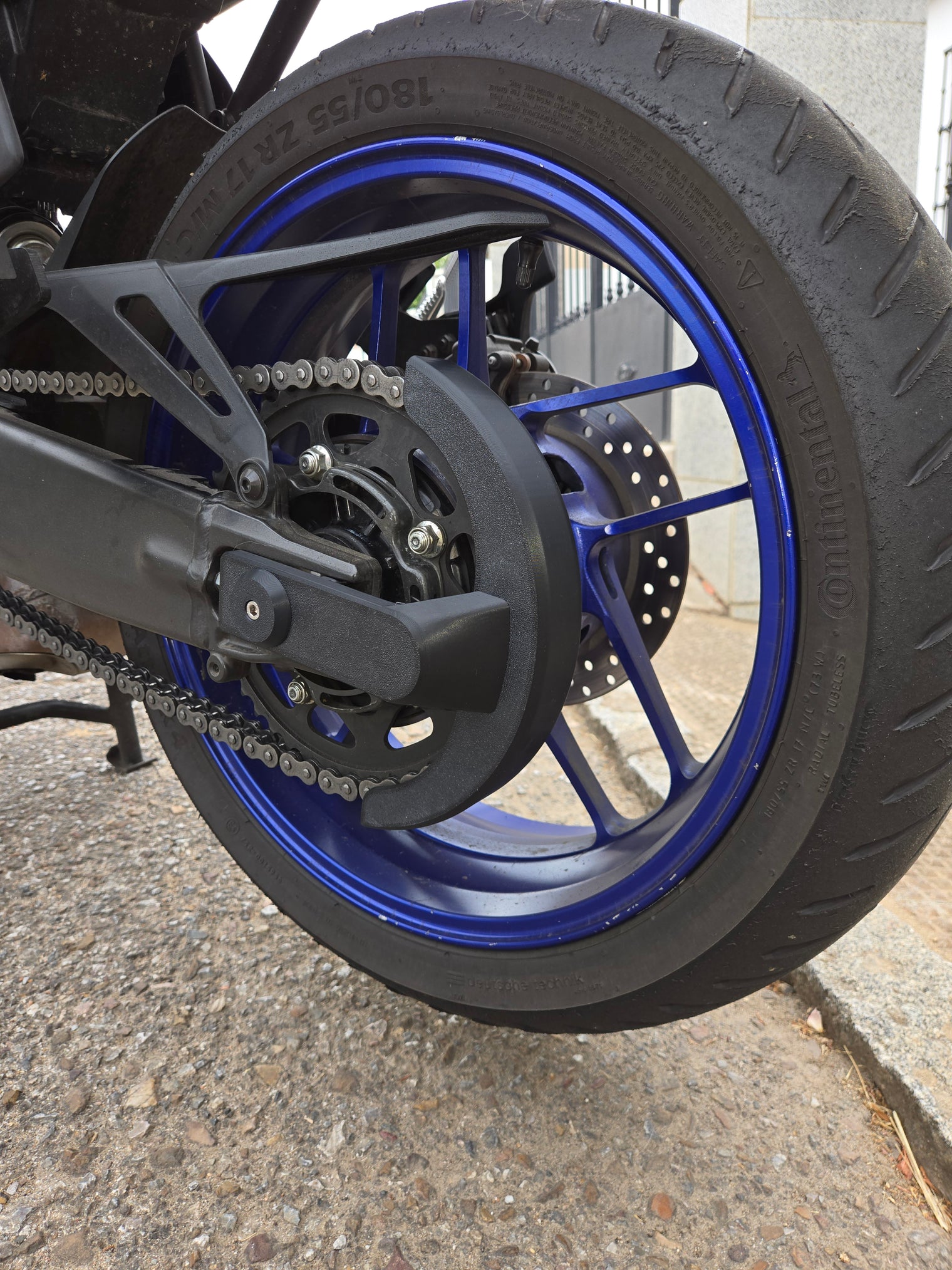Cubre Cadena Yamaha Tracer 9