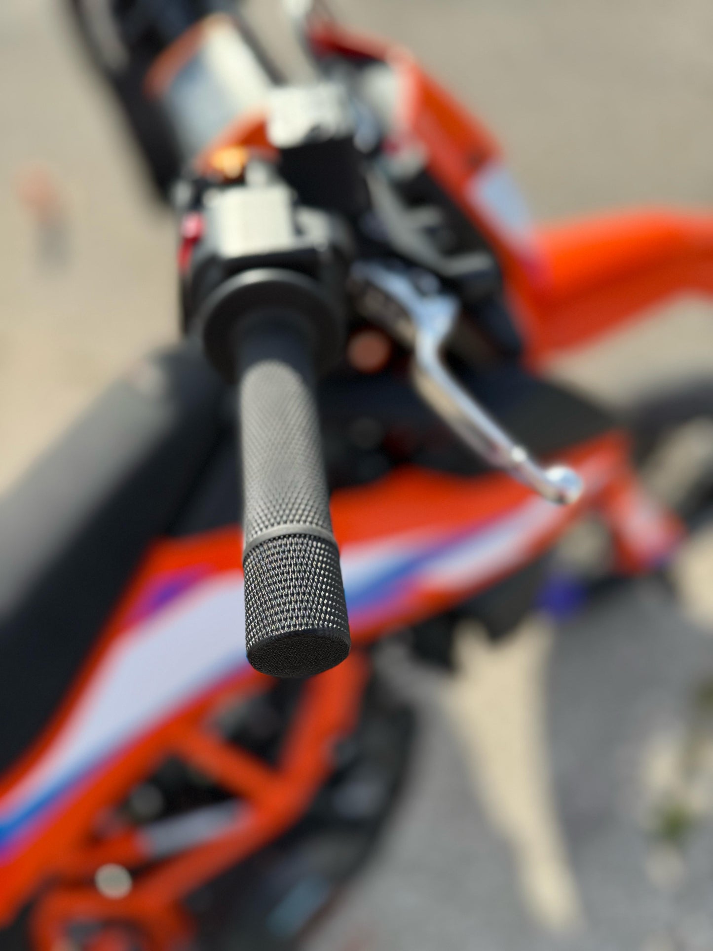 UNIVERSAL BAR ENDS