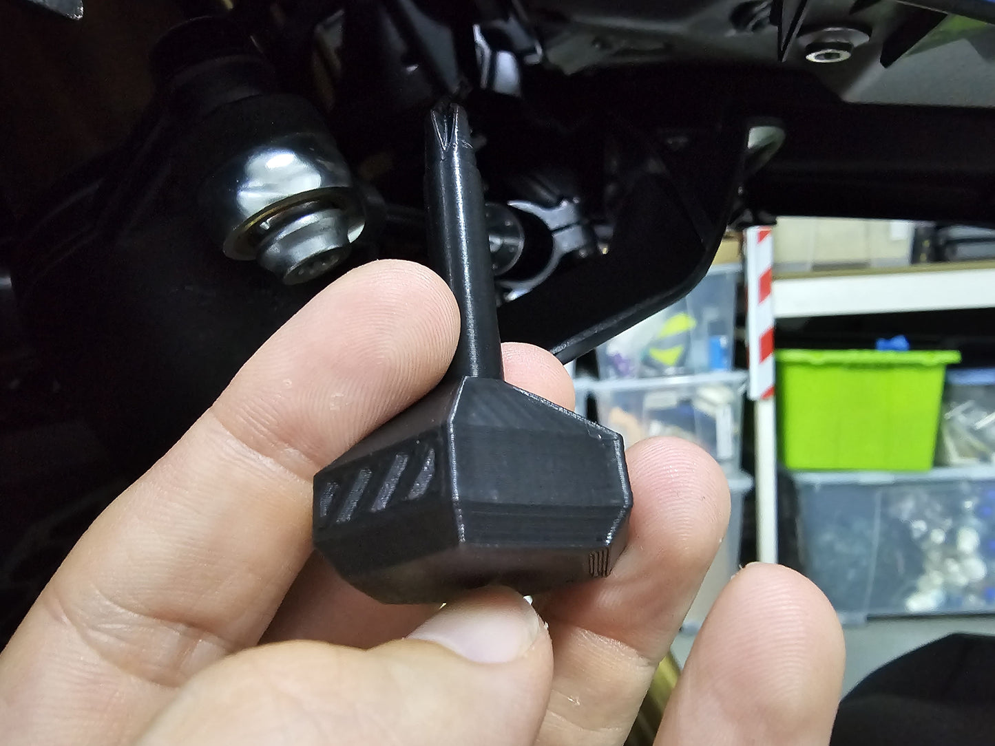 Llave Faro Voge 900