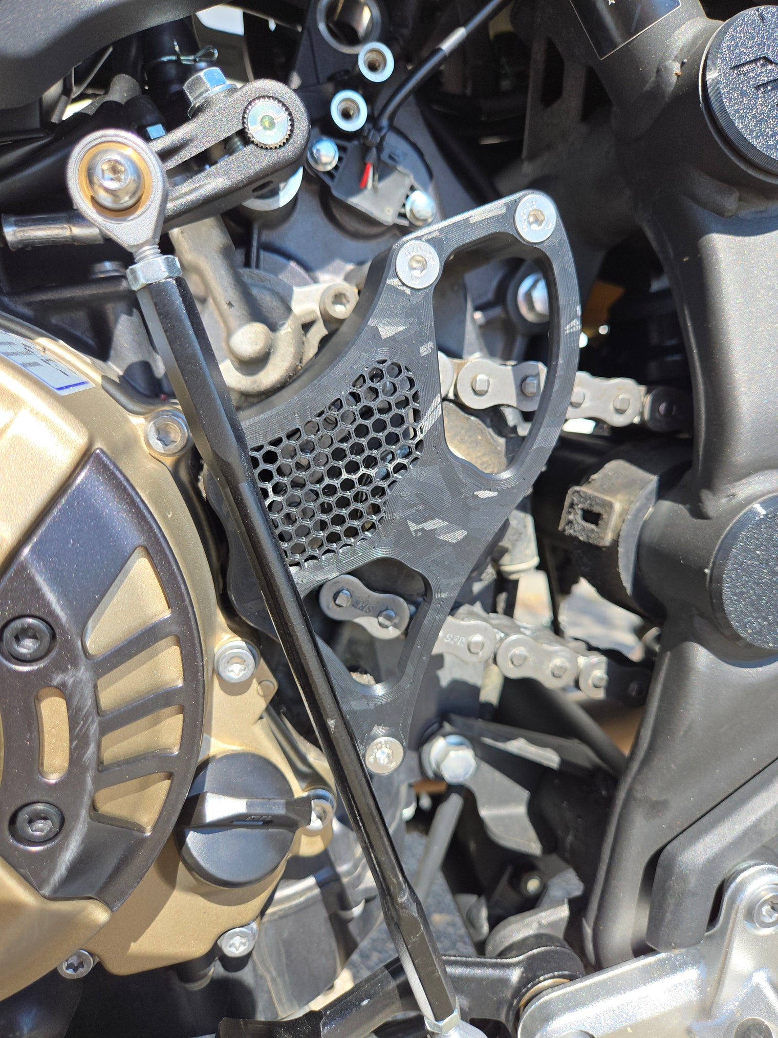 PREVENTA - Tapa Piñon Voge DS800X Rally