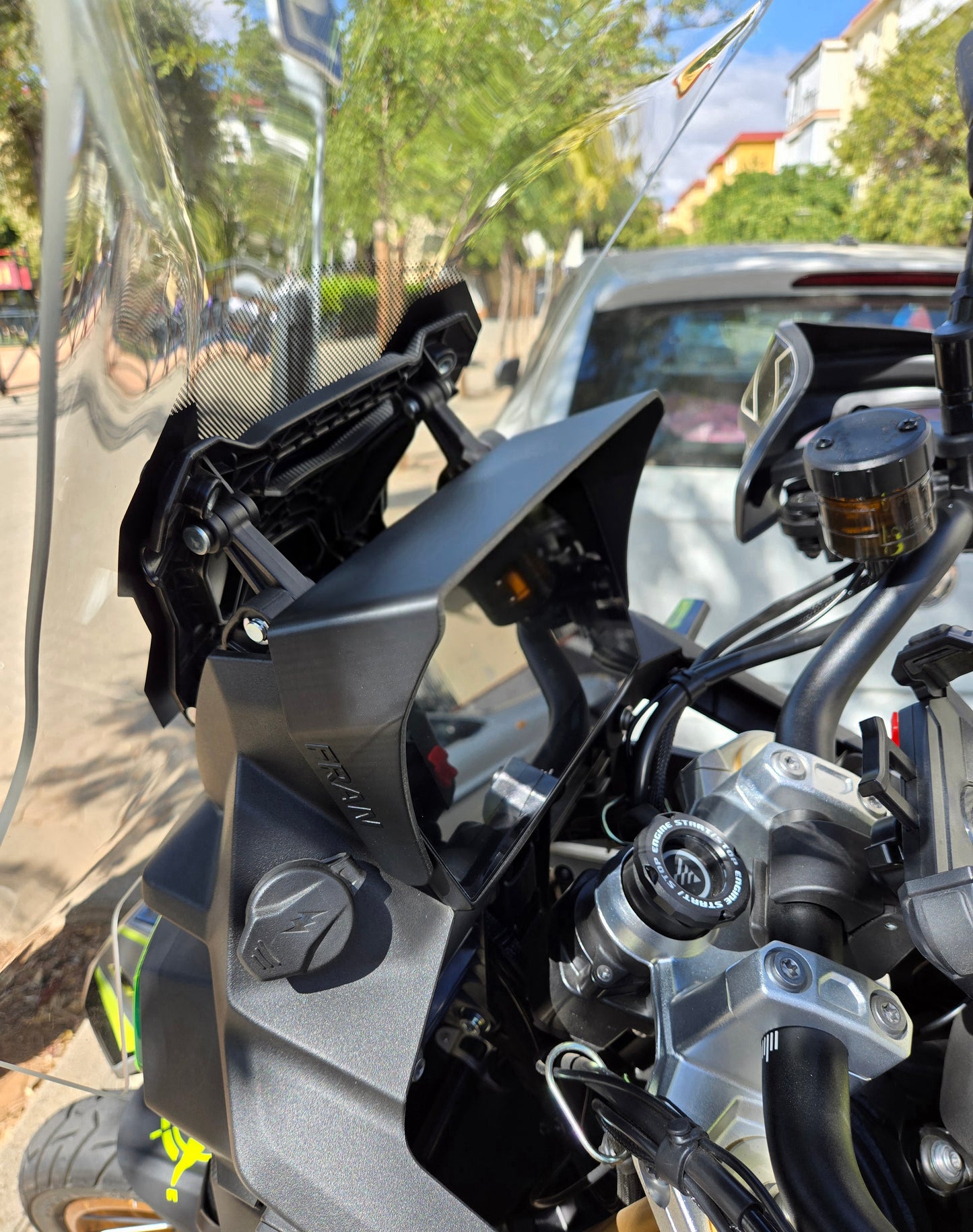 Visera VOGE 900DSX