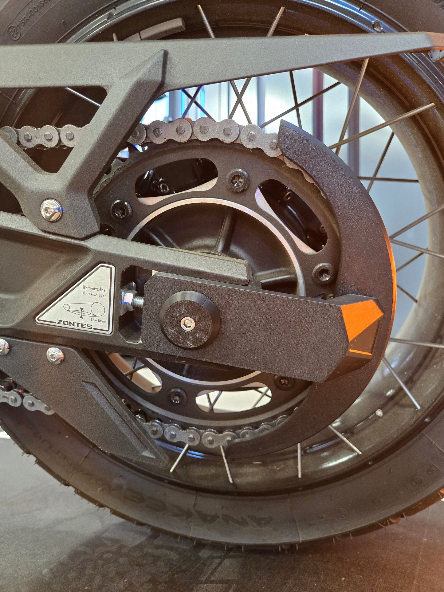 Cubre Cadena ZONTES 703