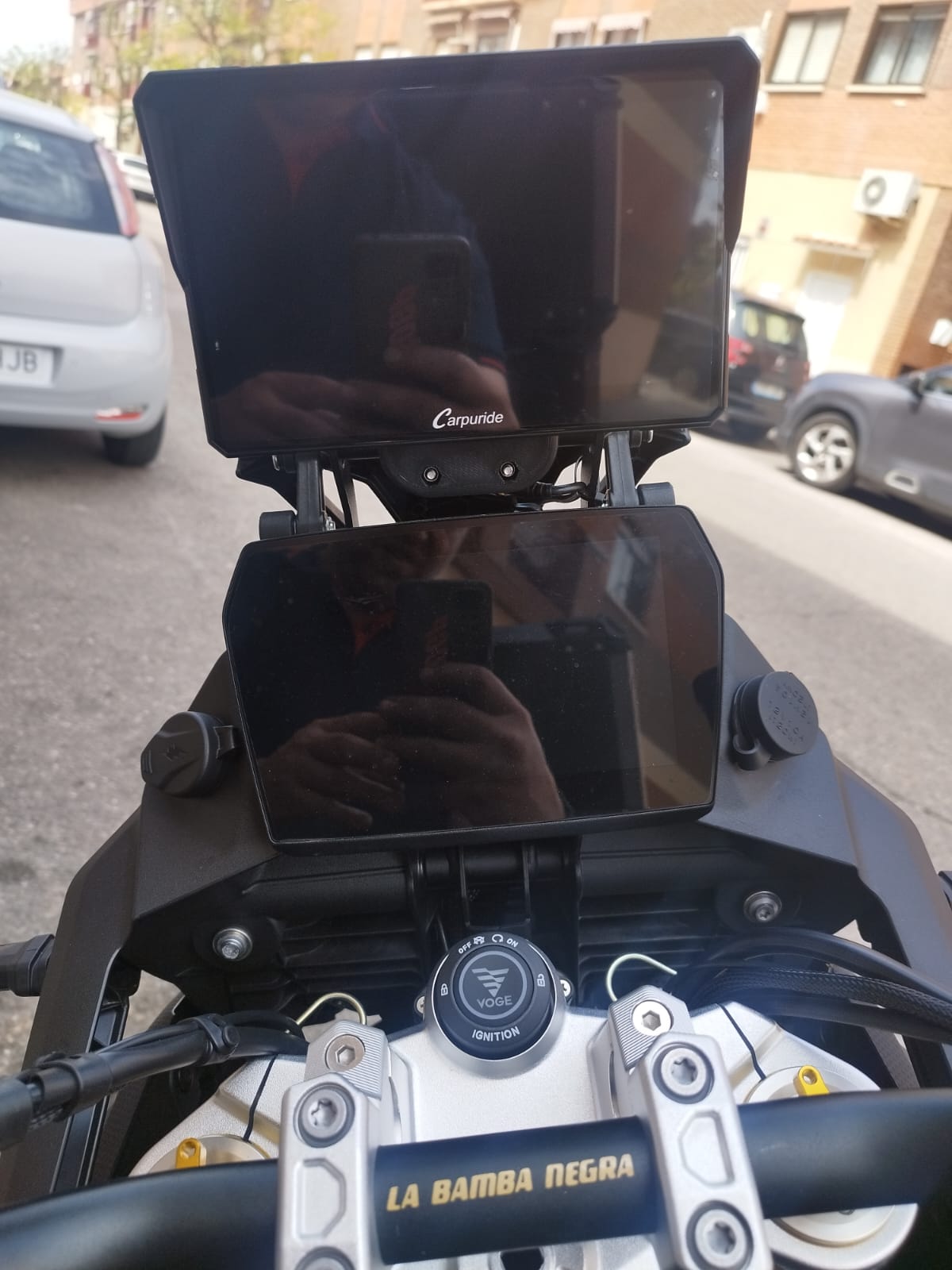 Carpuride Voge 900