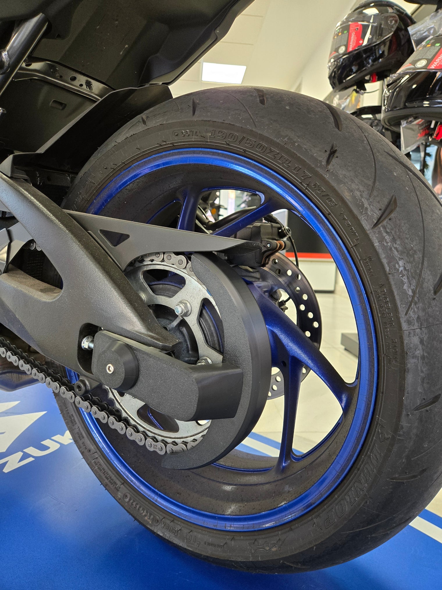 Cubrecadenas Suzuki GSX S GT