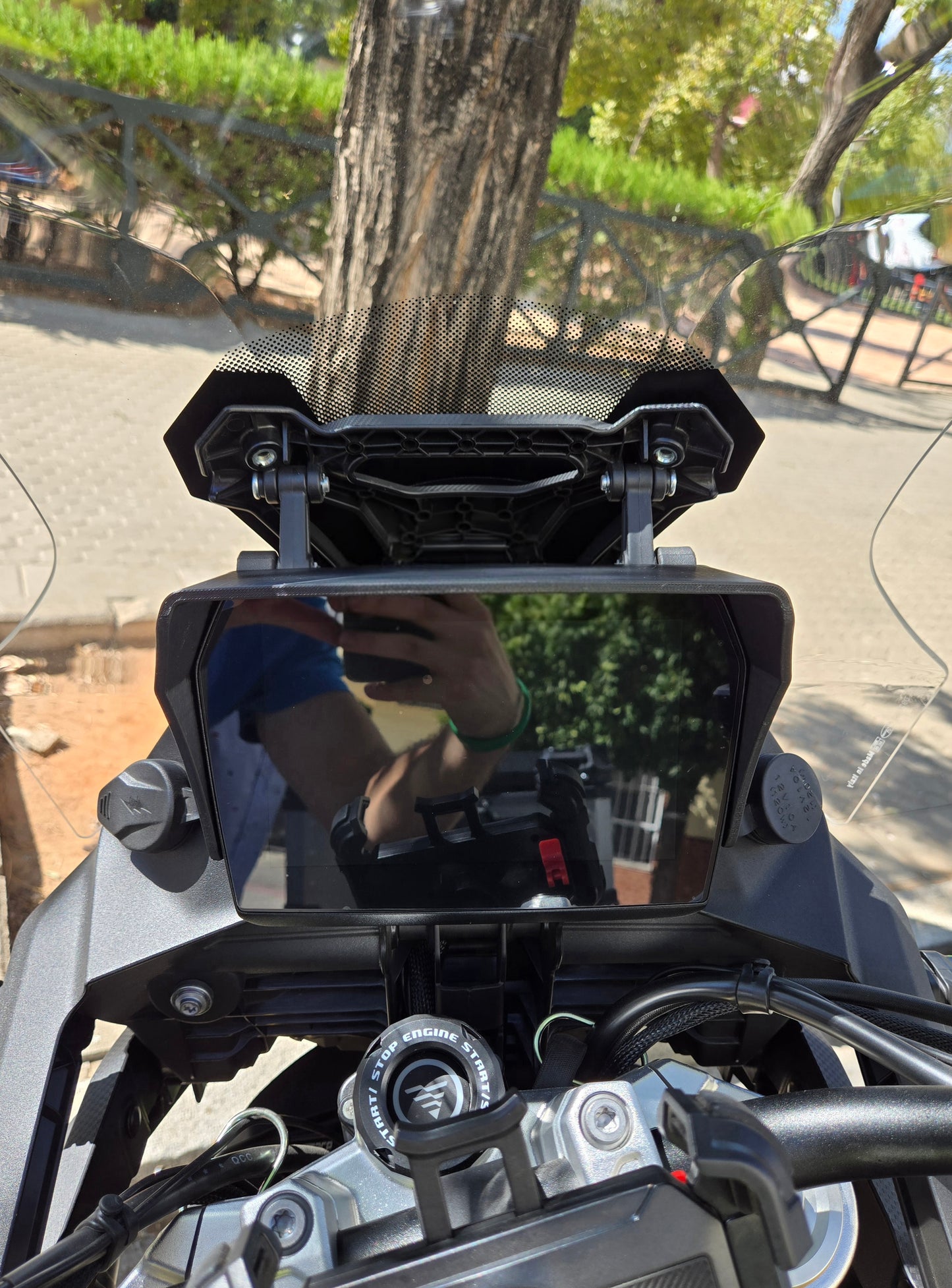 Visera VOGE 900DSX