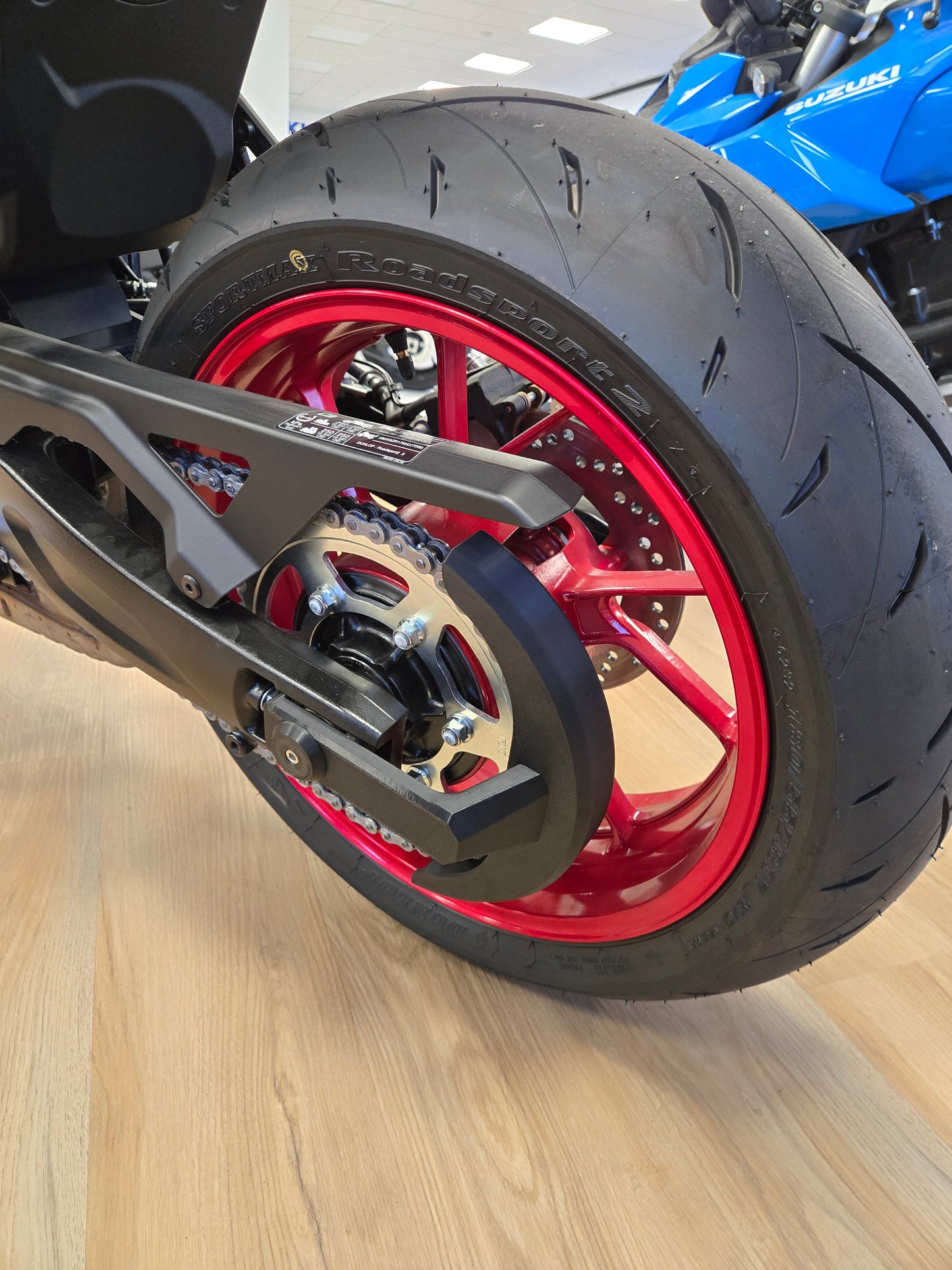 Cubrecadenas Suzuki V-Strom 800DE