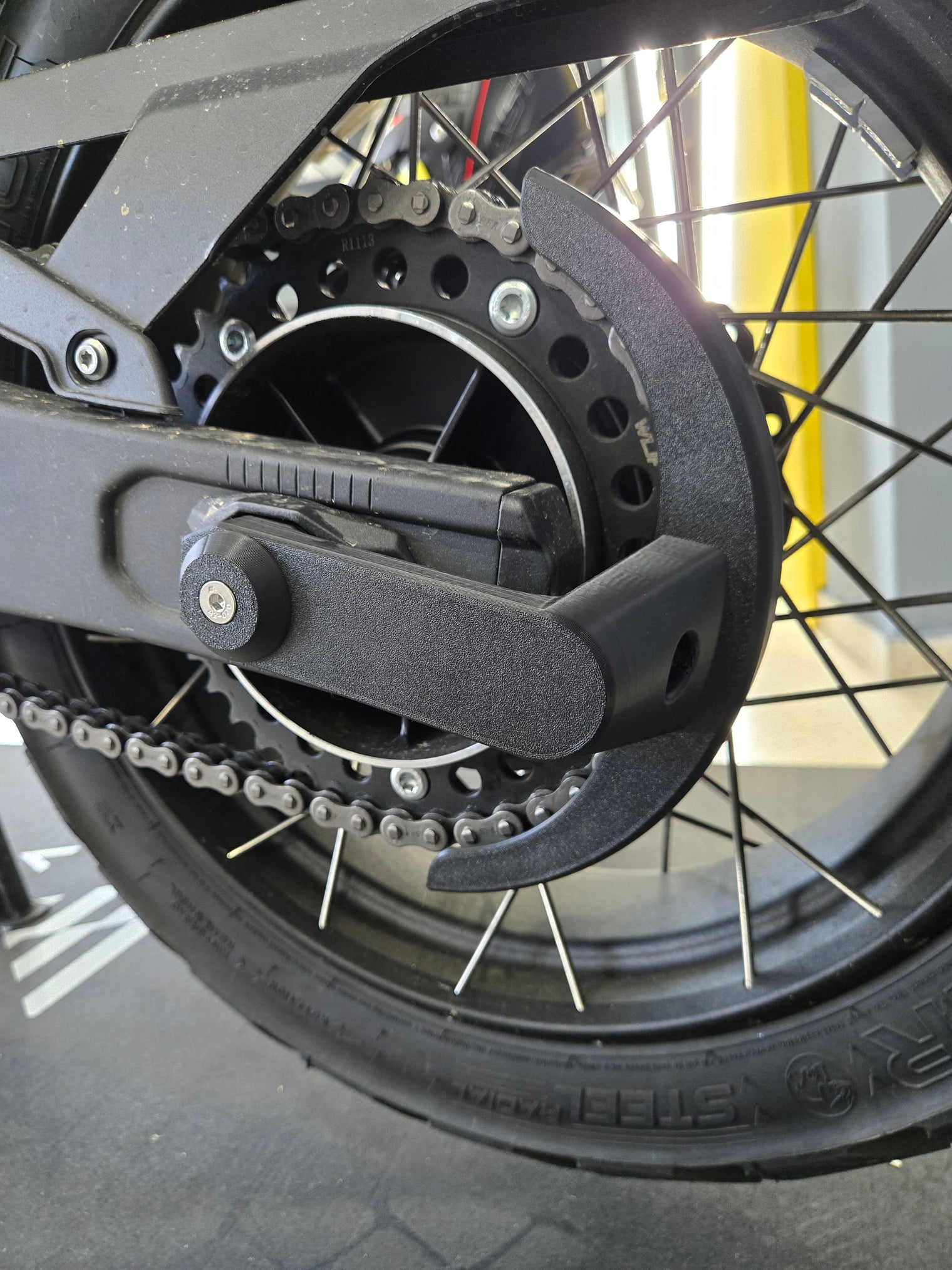 VOGE 525DSX Kettenschutz