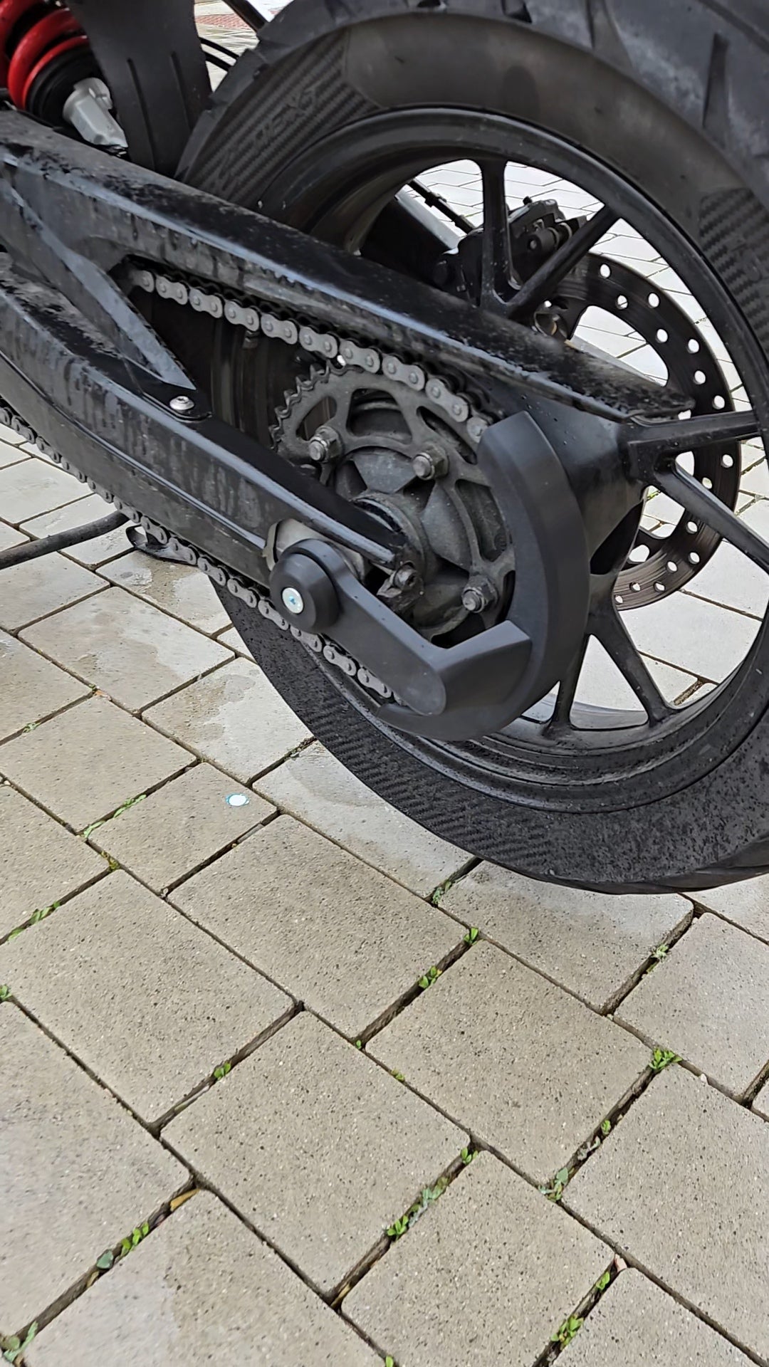 BMW F750GS Kettenschutz