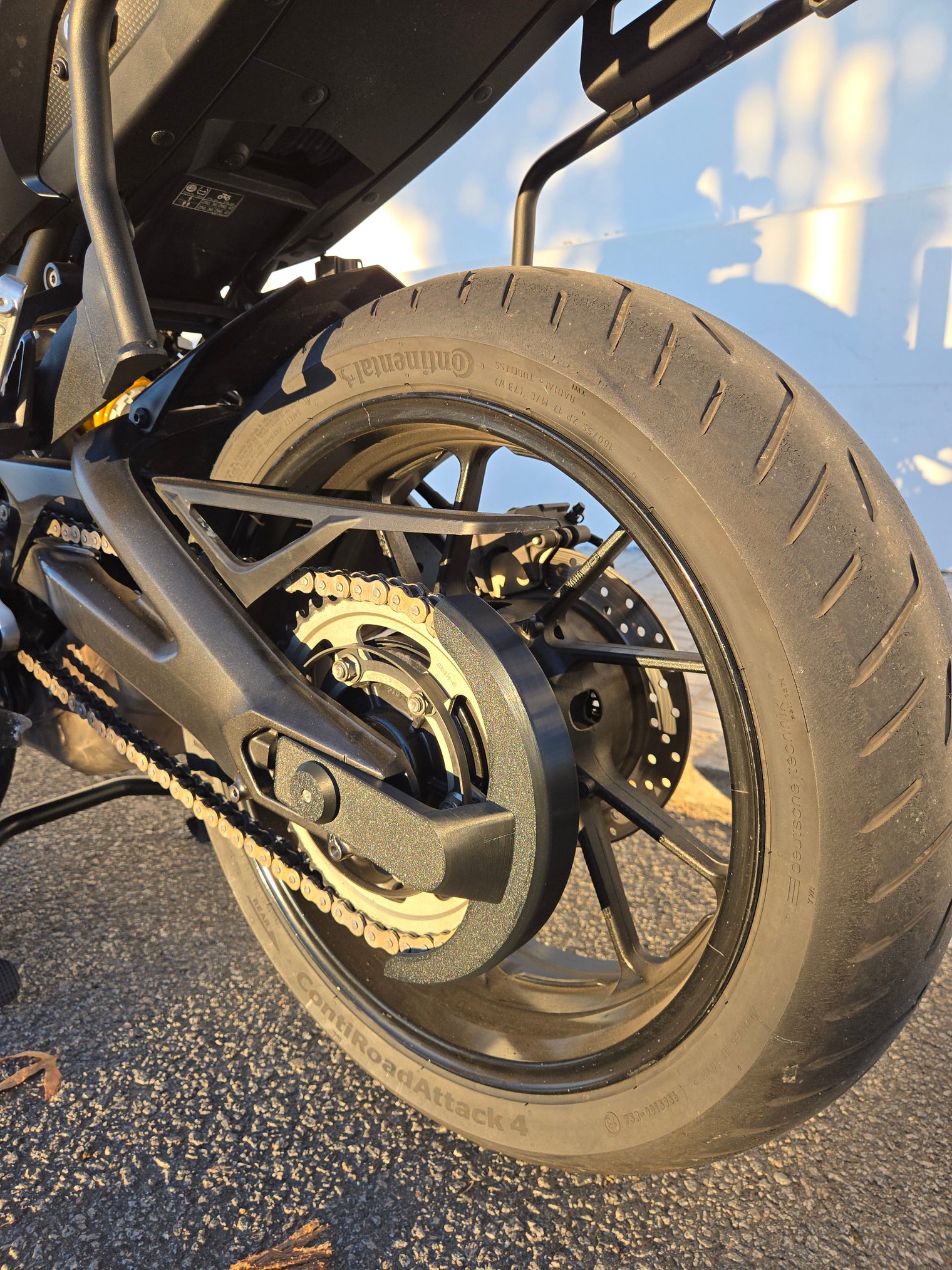 Cubre Cadena Yamaha Tracer 9